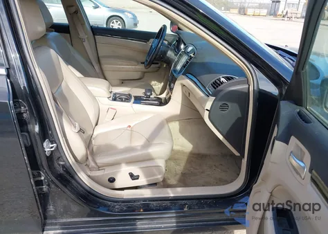 2013 Chrysler 300 Motown z USA, uszkodzony, nr VIN 2C3CCAAG8DH615293